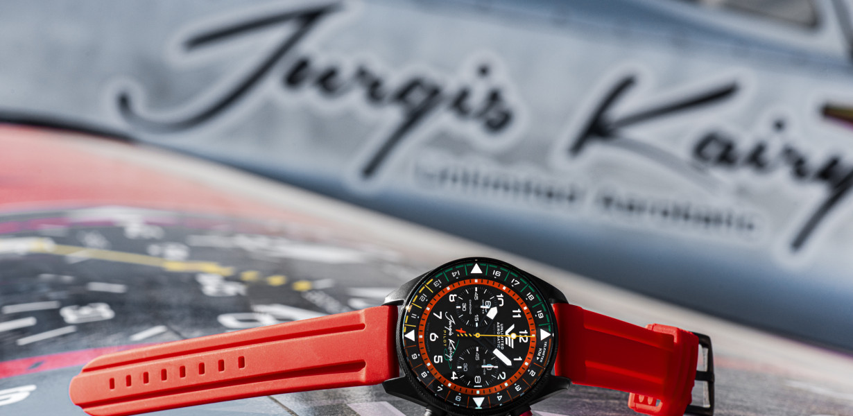 VE Jurgis Kairys Unlimited Aerobatics 2026: hodinky pro ty, kte�� se neboj� j�t za hranice